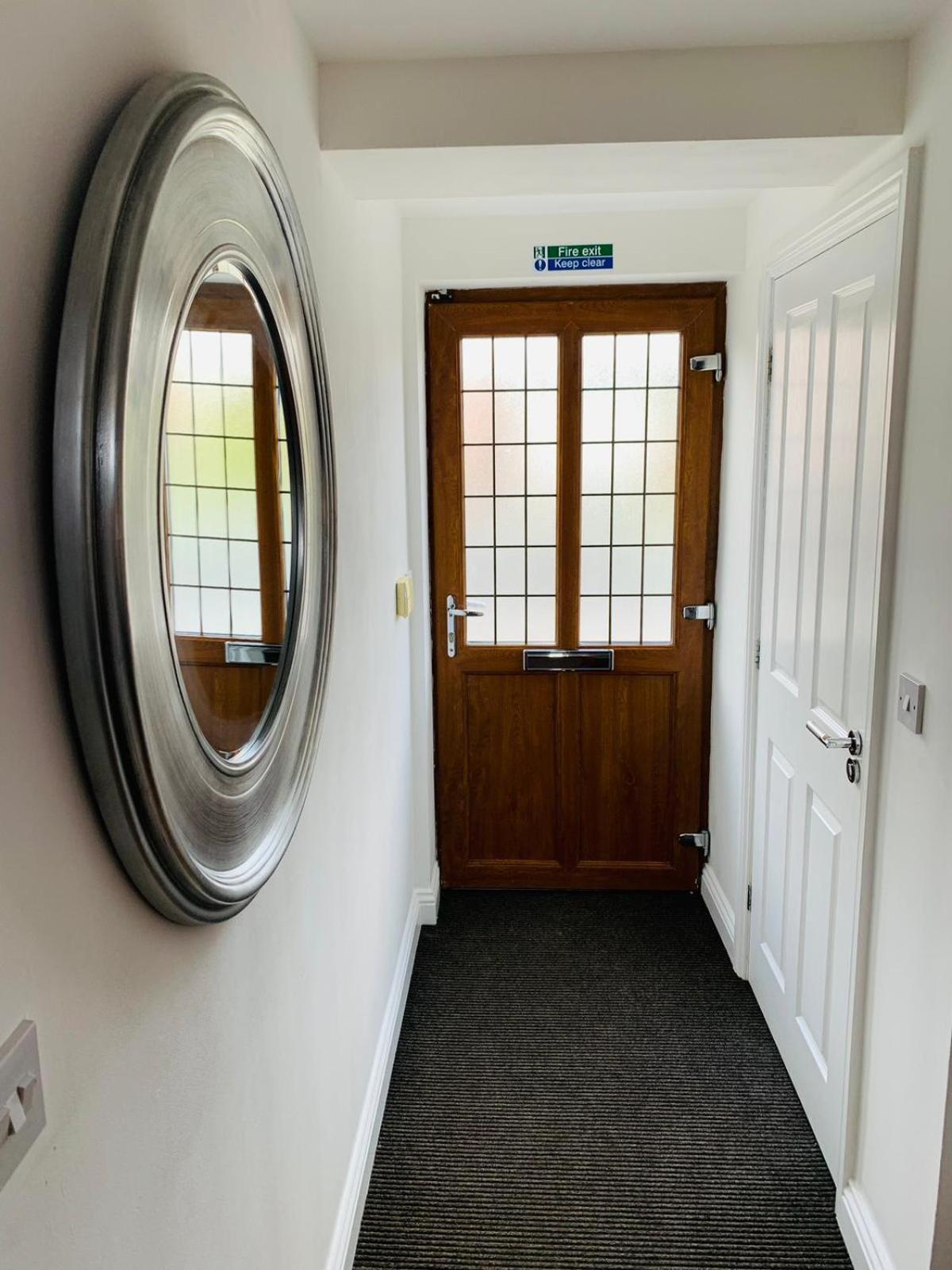 3Br House Ossett-Wakefield, Free Parking 3 Cars Wi Fi Long Stays Eksteriør bilde