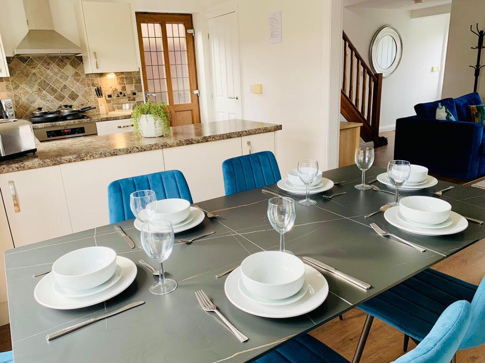 3Br House Ossett-Wakefield, Free Parking 3 Cars Wi Fi Long Stays Eksteriør bilde