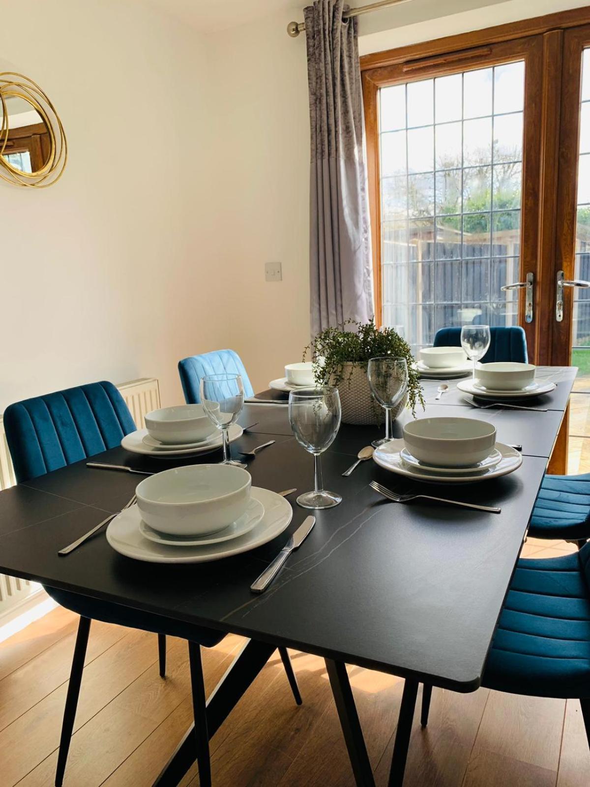 3Br House Ossett-Wakefield, Free Parking 3 Cars Wi Fi Long Stays Eksteriør bilde