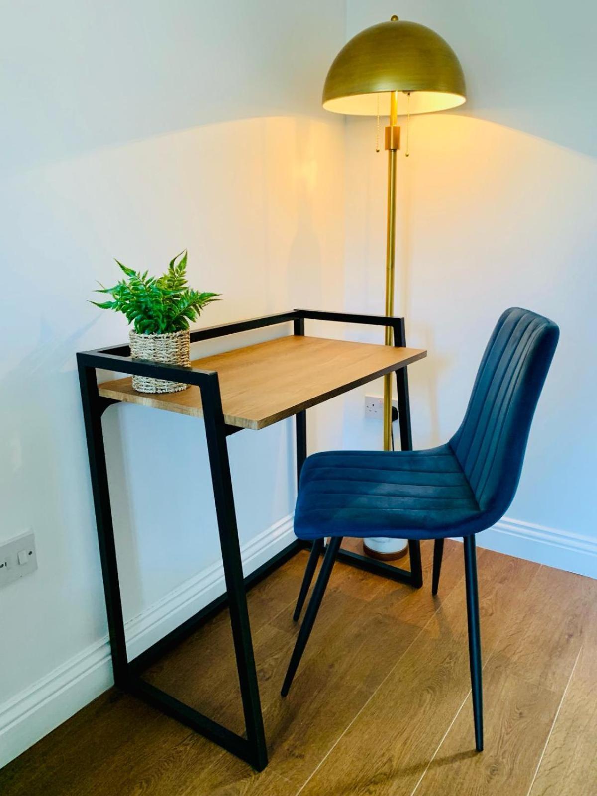 3Br House Ossett-Wakefield, Free Parking 3 Cars Wi Fi Long Stays Eksteriør bilde
